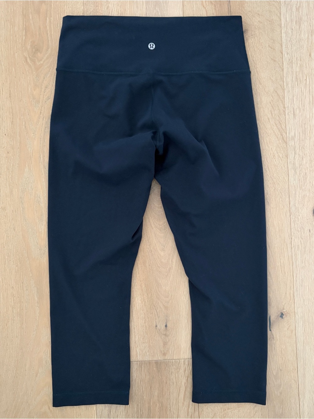 Lululemon Women's Wunder Under Crop Hi-Rise 21" Navy Sz 10*X23